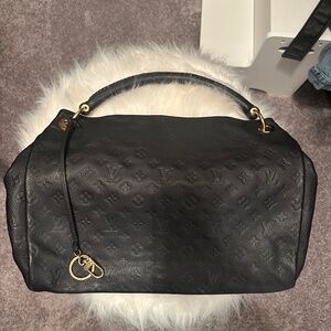 Louis Vuitton Artsy MM | Dark Blue (Nearly Black)